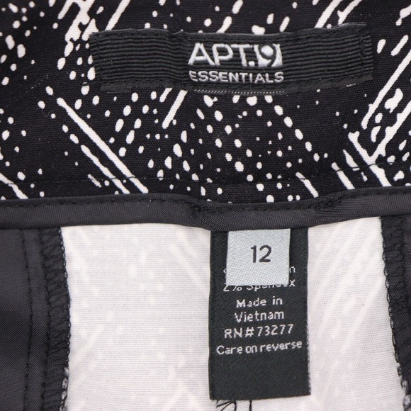 Apt 9 Mid Rise Citi Shorts Woman's Size 12 NWT - Picture 5 of 9